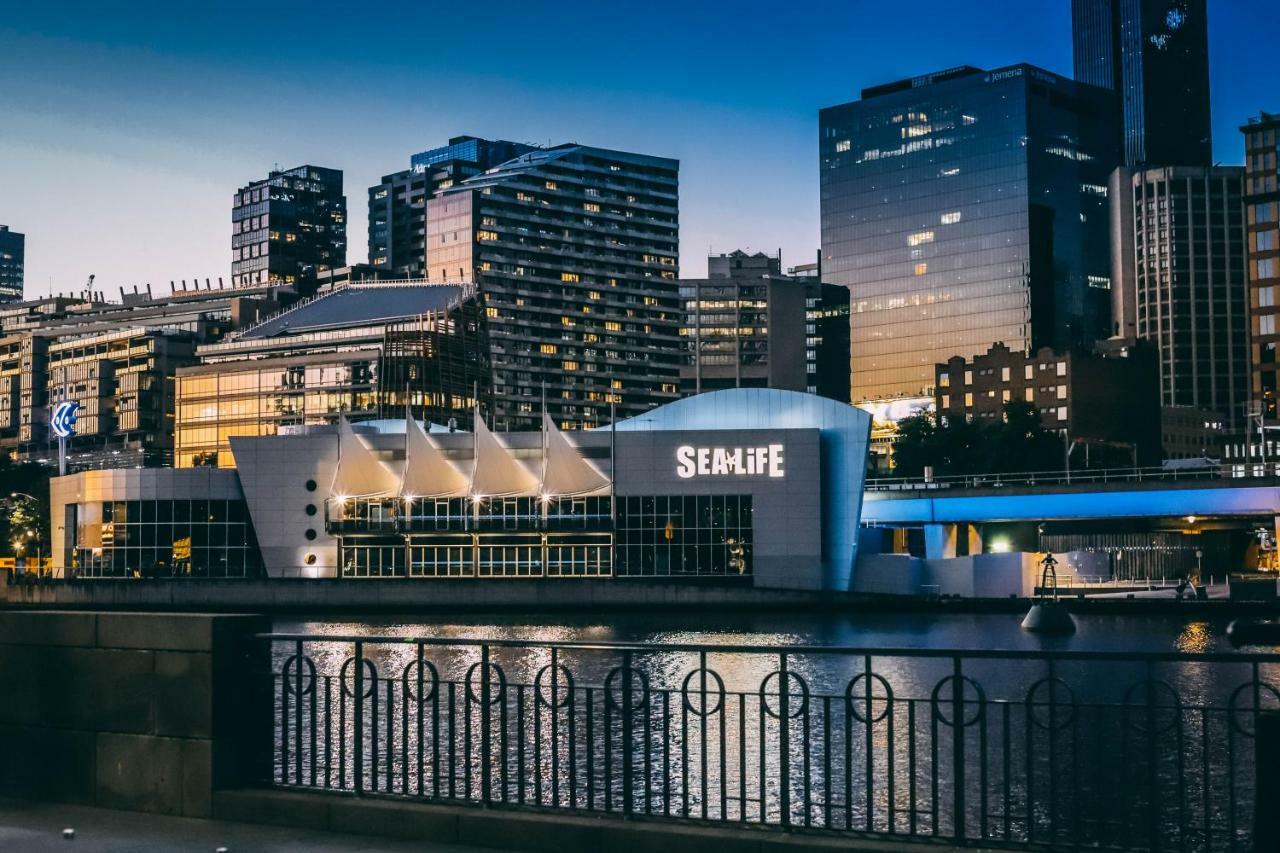 Апартаменты Melbourne River Views Экстерьер фото